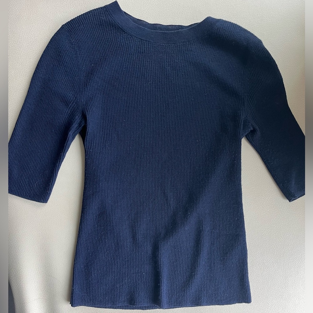 Vince size s shirt